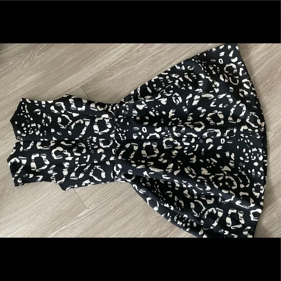 H&M patterned dress - Picture 1 of 3